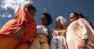 Leia mais sobre o artigo Mulheres nas urnas no Brasil pela 1ª vez há 90 anos: desafios e conquistas marcantes
