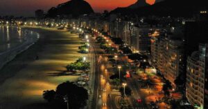 Leia mais sobre o artigo Rio de Janeiro: a melhor vida noturna do mundo em 2024