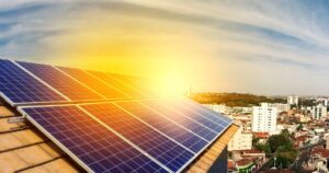 Leia mais sobre o artigo As cidades podem tornar a energia solar mais rápida e acessível para moradores?